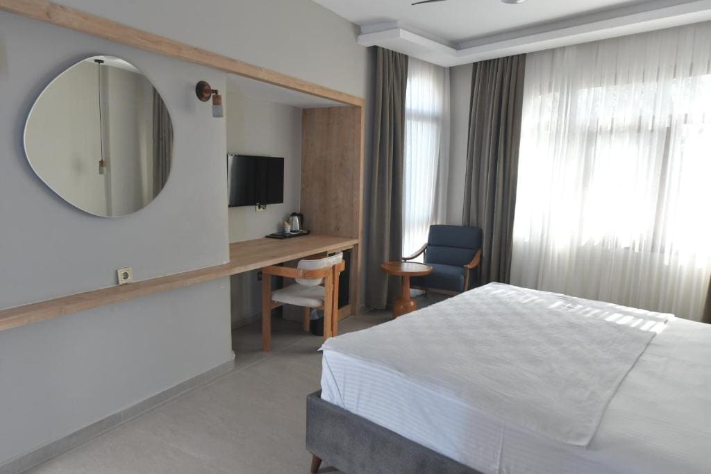 Superior Double Room room - Image 3