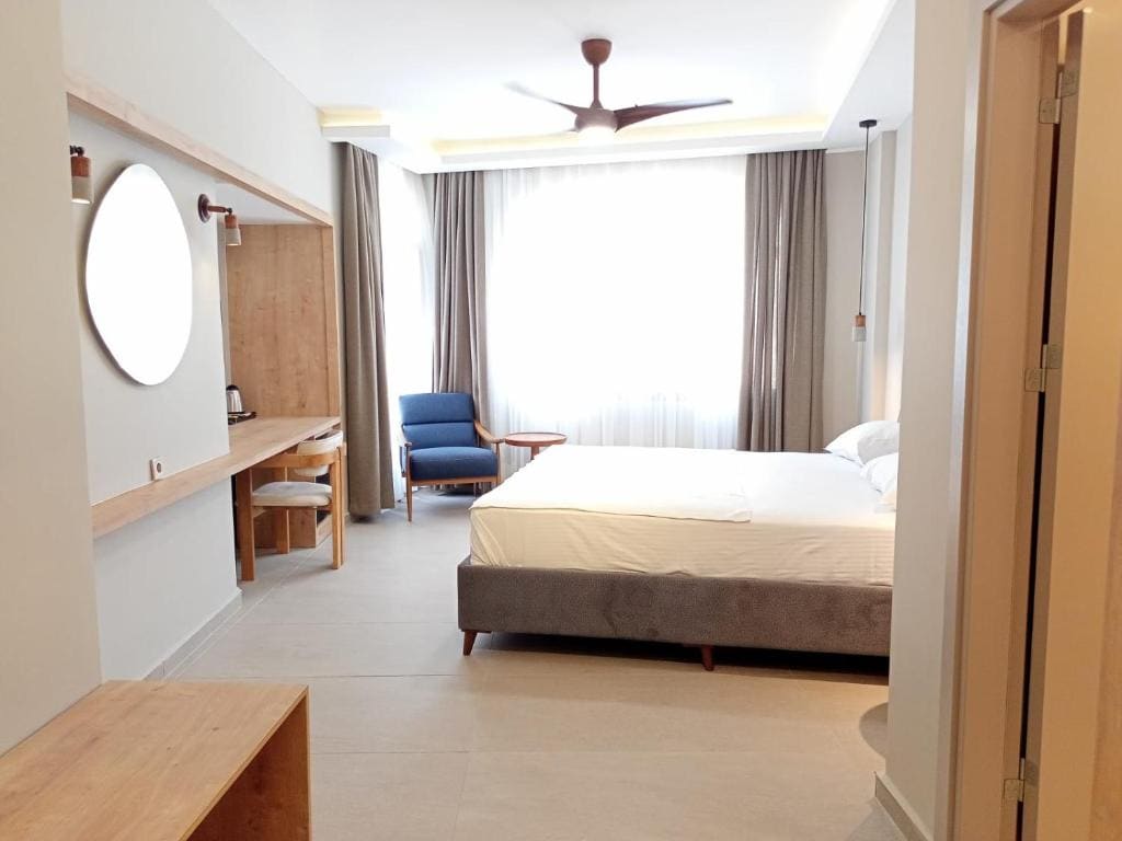 Standard Twin Room with Garden View room - Image 1