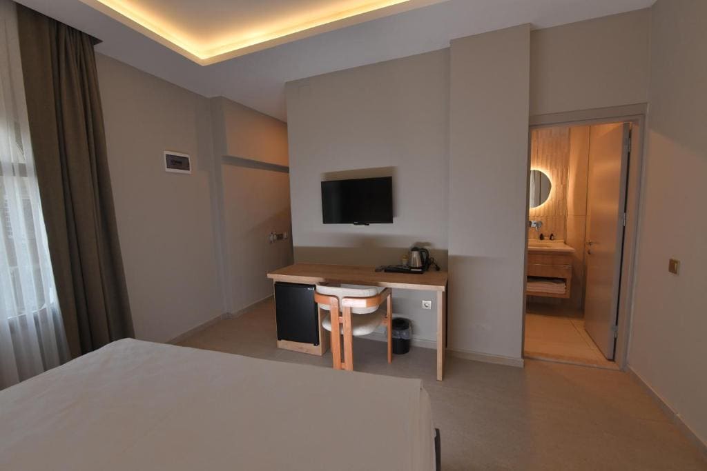 Double Room with Garden View room - Image 1