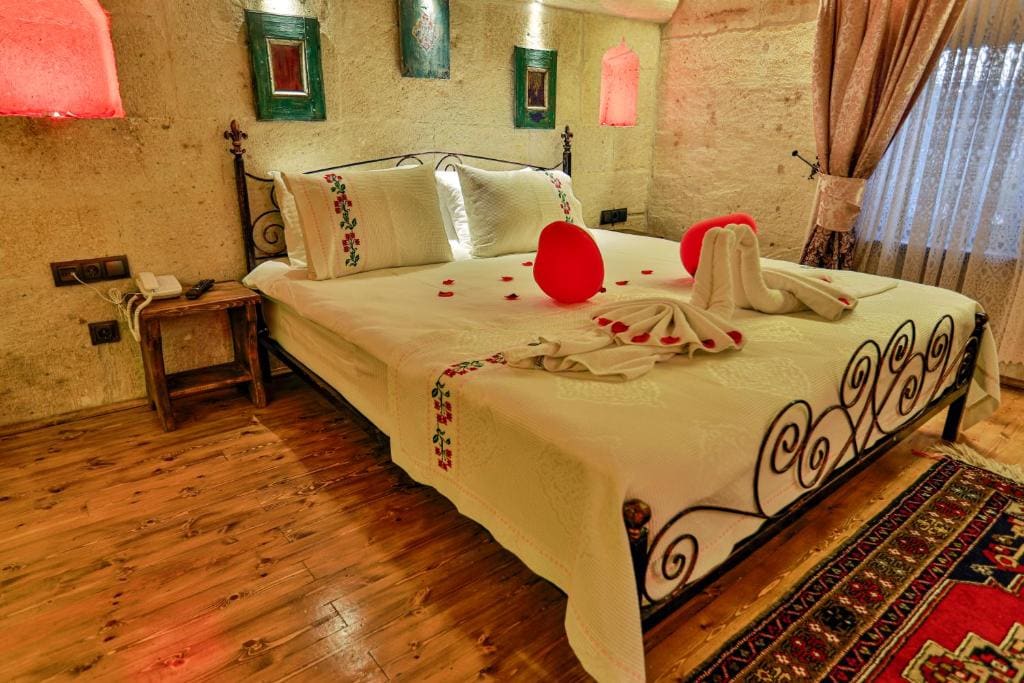 Suite with City View room - Image 1