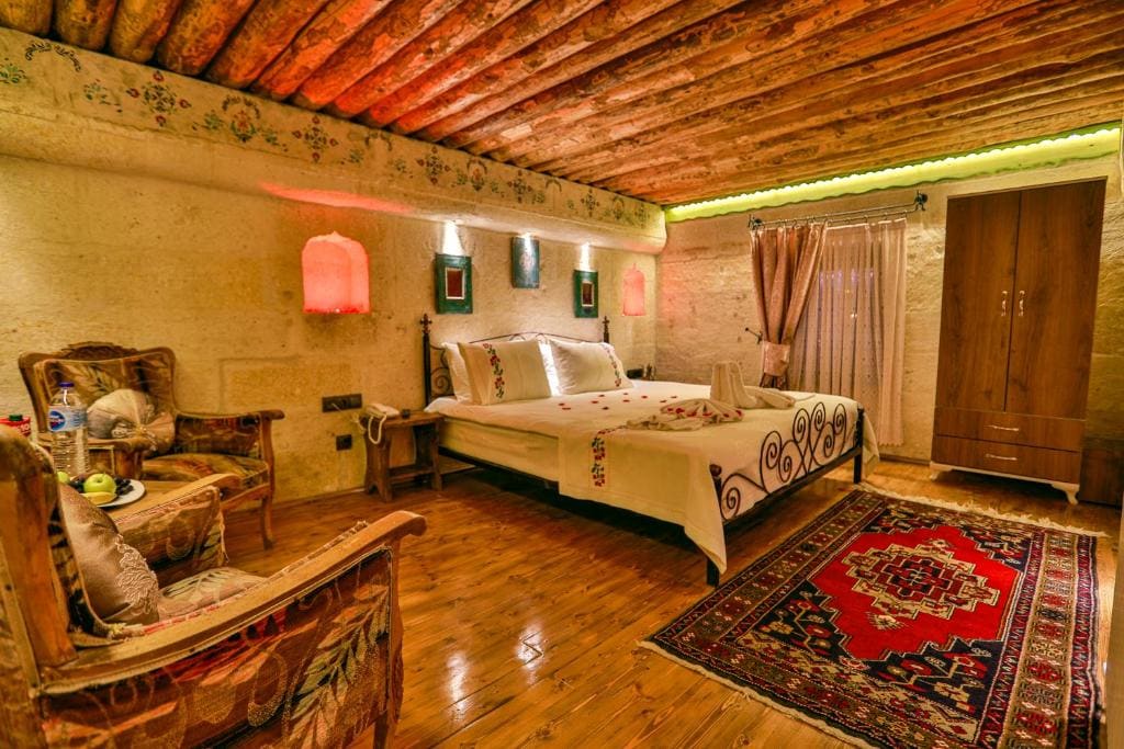 Suite with City View room - Image 3