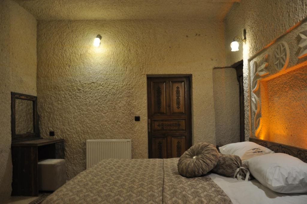 Standard Triple Room room - Image 2