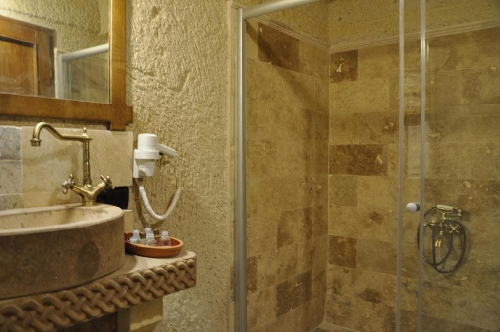 Standard Triple Room room - Image 3
