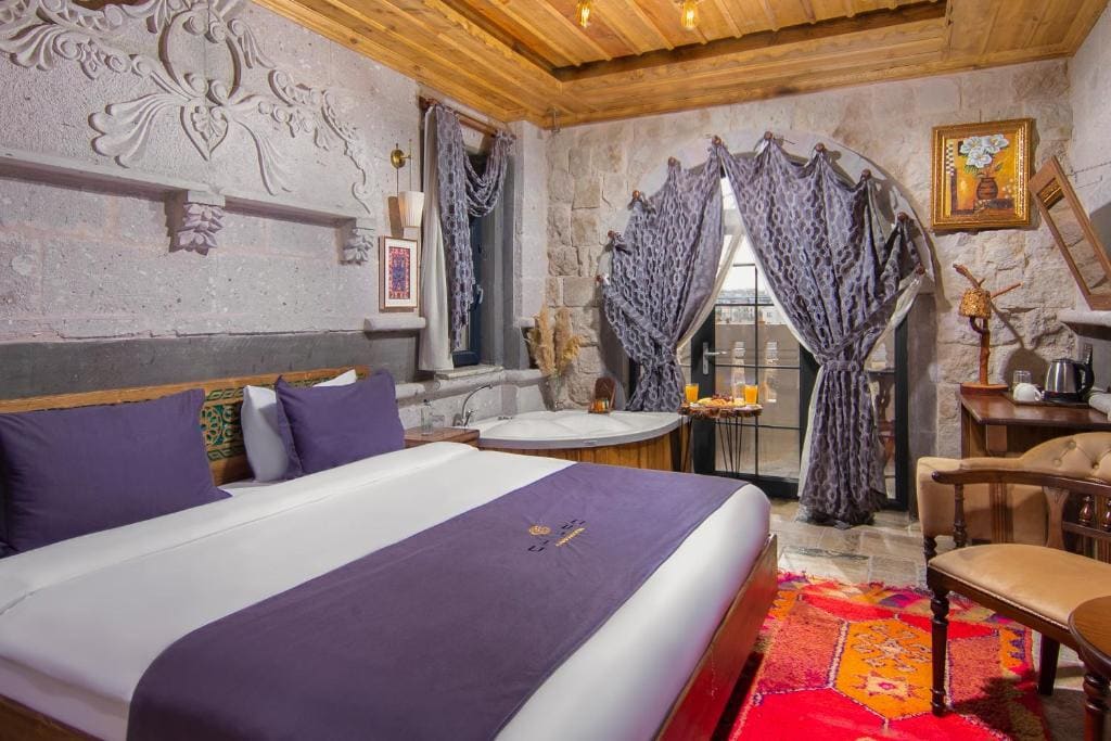 Executive Suite room - Image 1