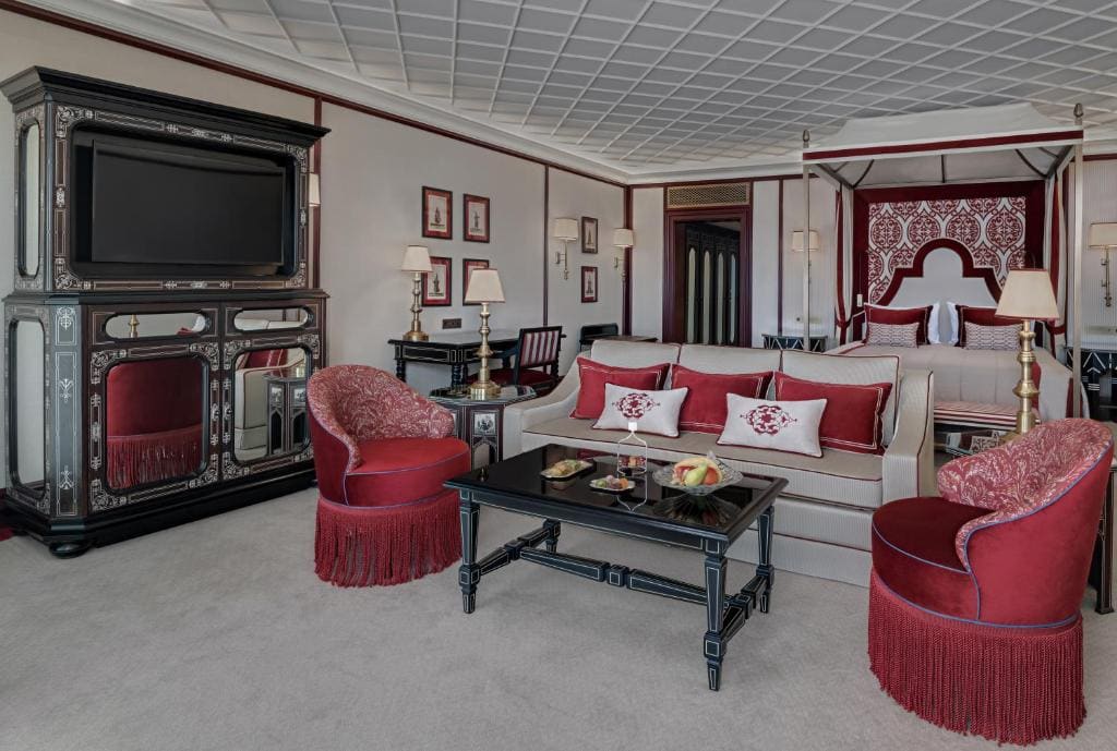 Deluxe Ciragan Bosphorus View King Room room - Image 2