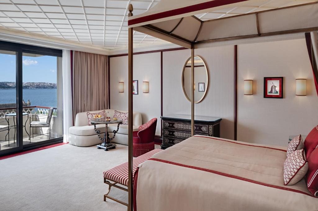 Grand Deluxe Ciragan Bosphorus View King Room room - Image 3