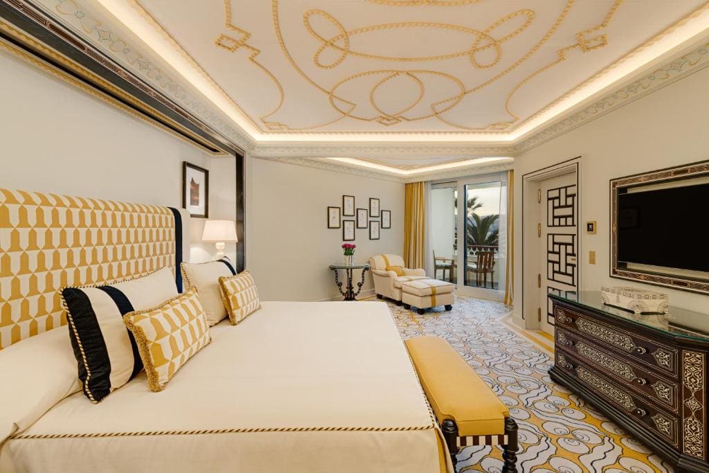 Haseki Sultan Suite room - Image 2