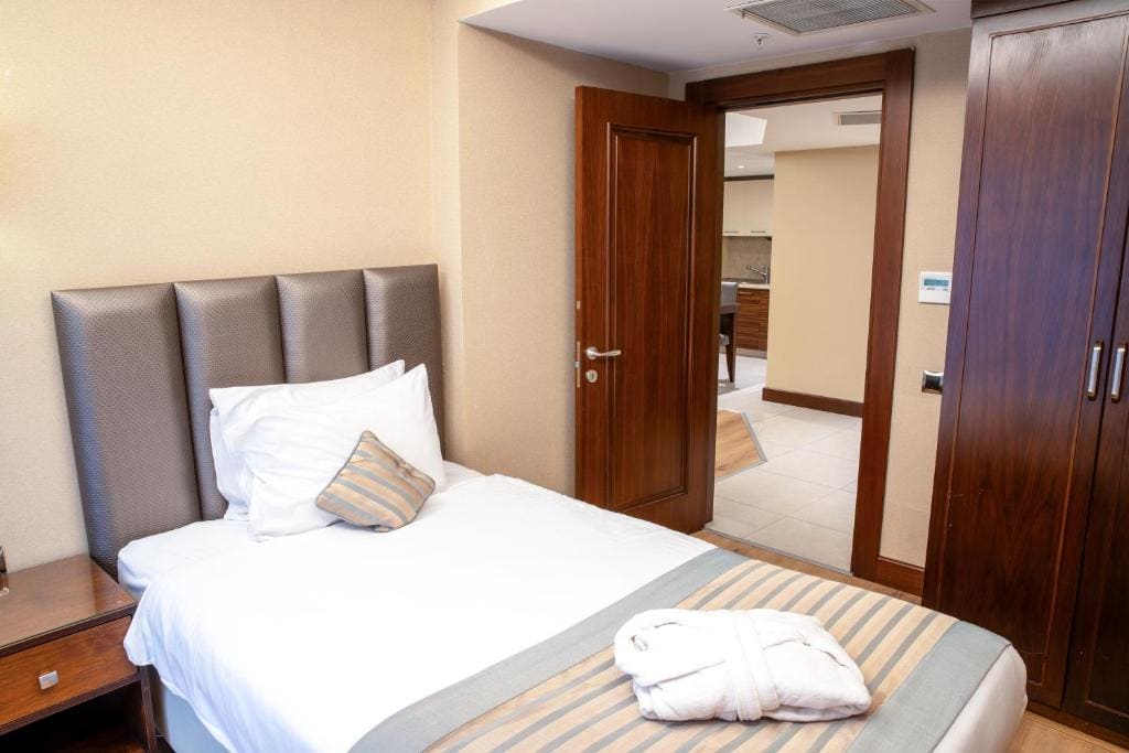 Two-Bedroom Suite room - Image 2
