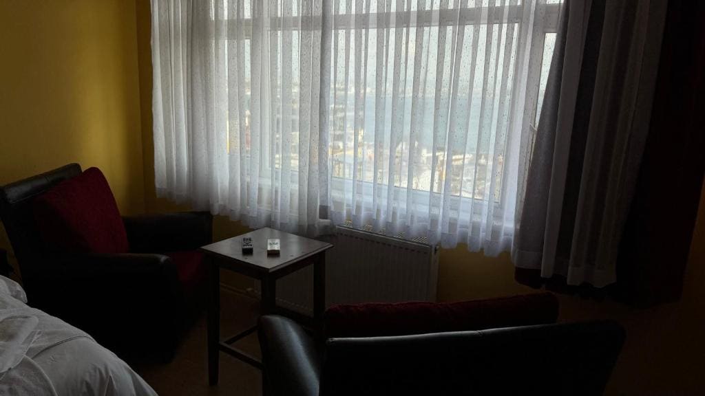 Suite with Sea View room - Image 3