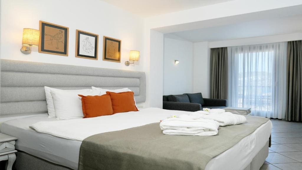 Superior Twin Room room - Image 1