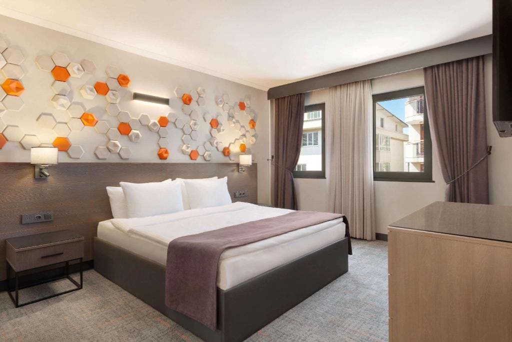 Twin Room - Non-Smoking room - Image 2