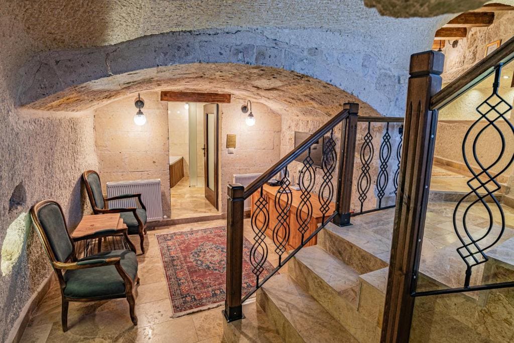 Premium Suite with Private Terrace room - Image 3