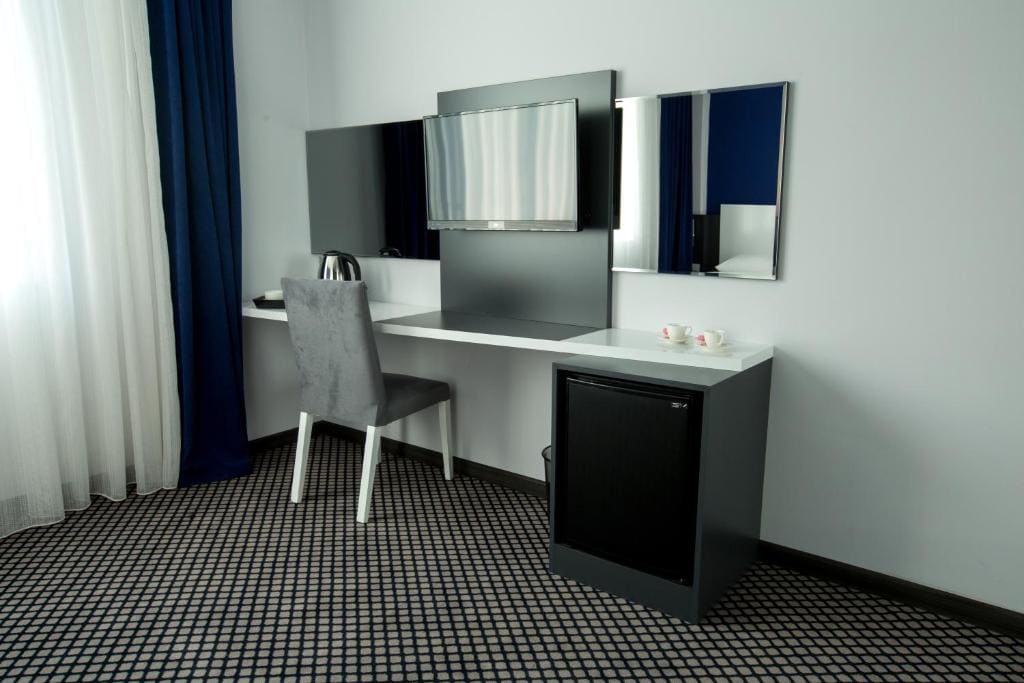 Standard Triple Room room - Image 3