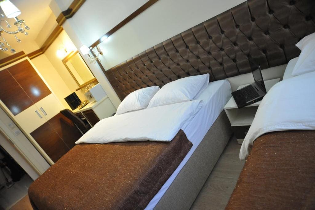 Standard Double or Twin Room room - Image 2