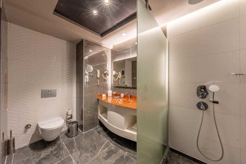Standard Double or Twin Room room - Image 1