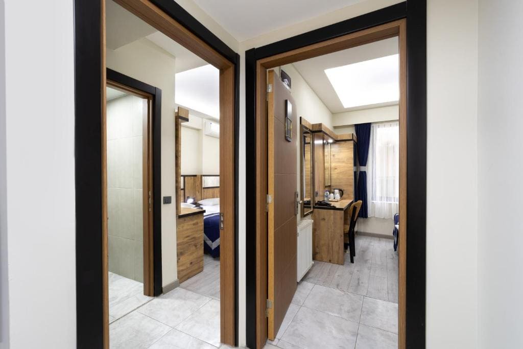 Premium Quadruple Room room - Image 1