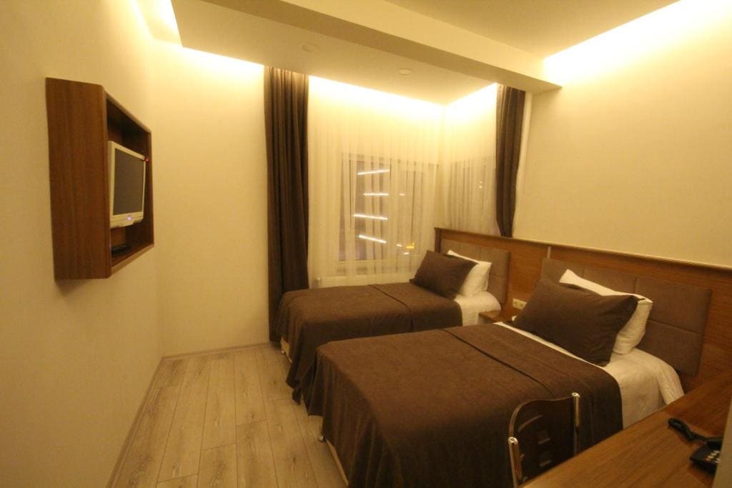 Standard Twin Room room - Image 2