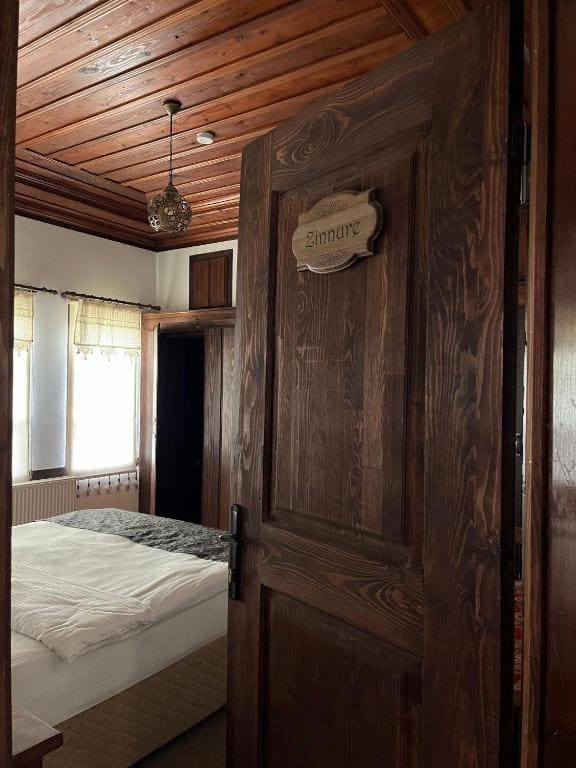 Double Room with Garden View room - Image 2