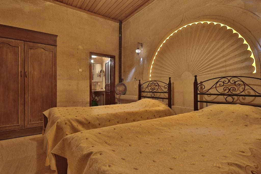 Stone Double or Twin Room room - Image 3