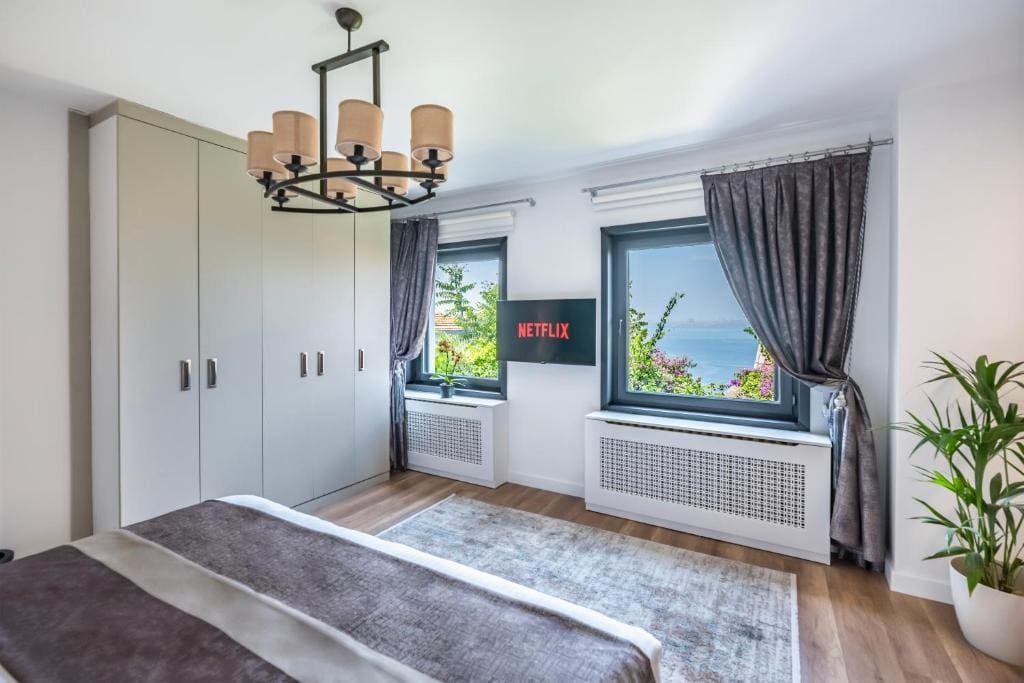 Junior Suite with Sea View room - Image 2