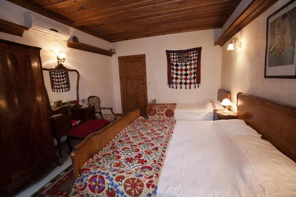 Superior Suite room - Image 3