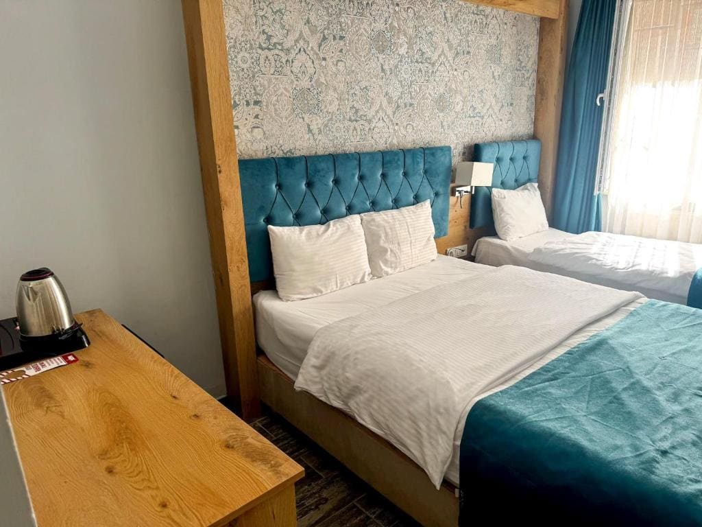 Standard Twin Room room - Image 3