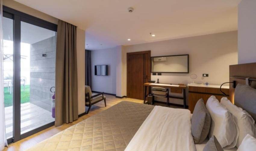 Suite room - Image 3