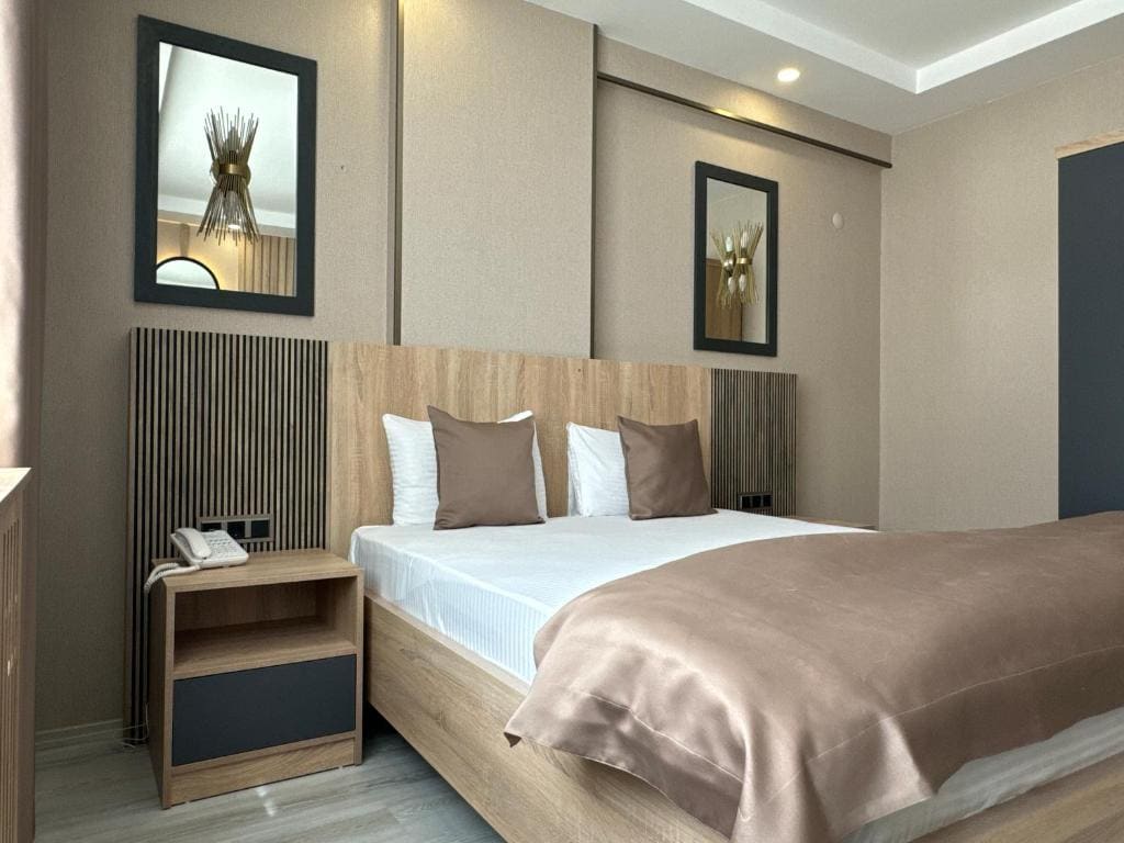 Deluxe Double Room room - Image 1