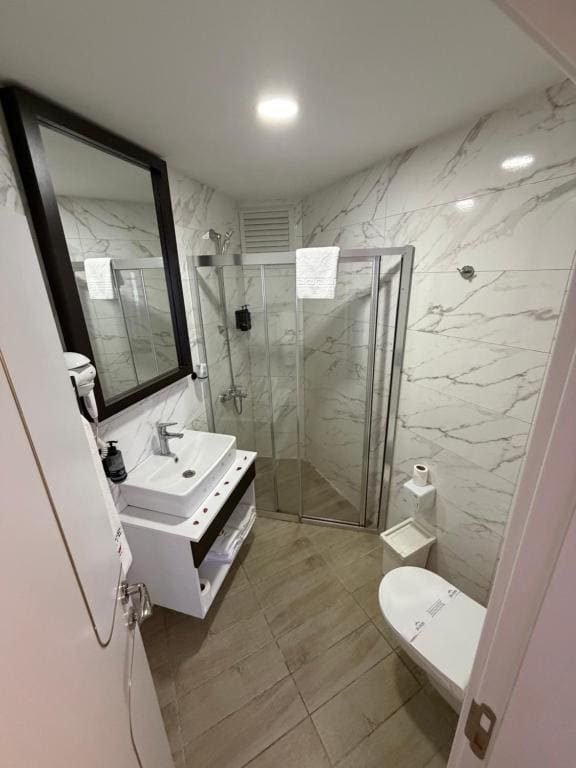 Deluxe Room room - Image 2