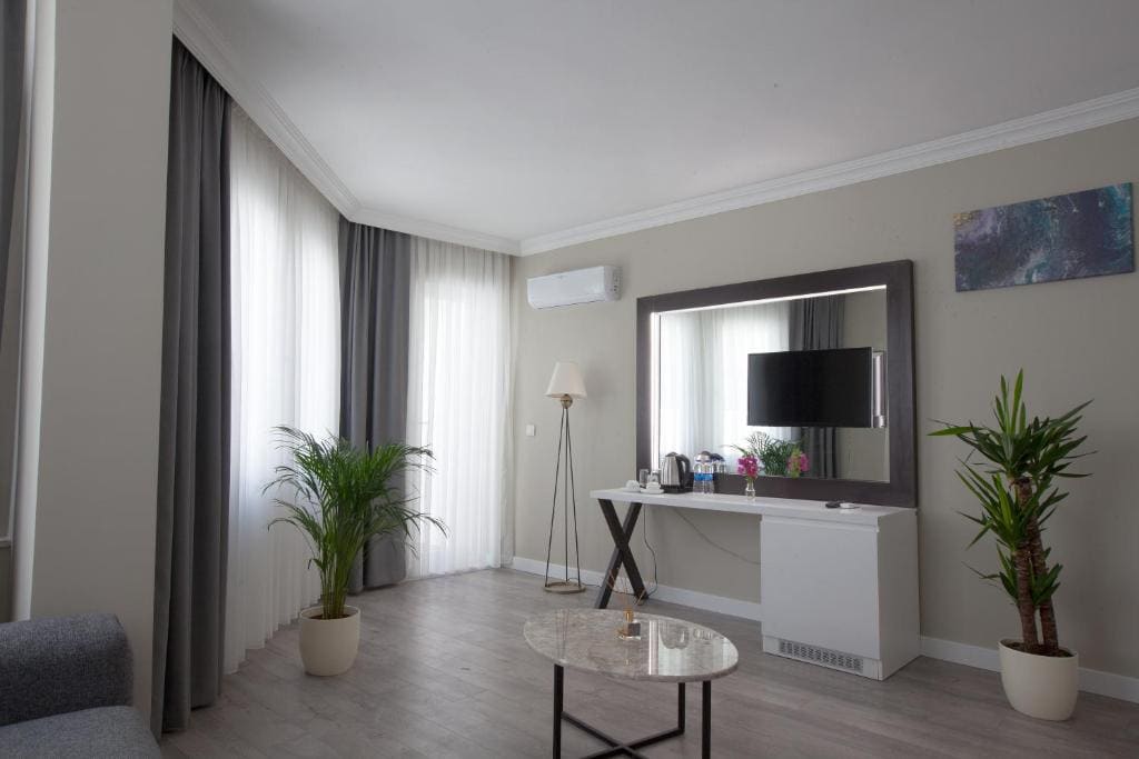 Budget Double Room room - Image 3