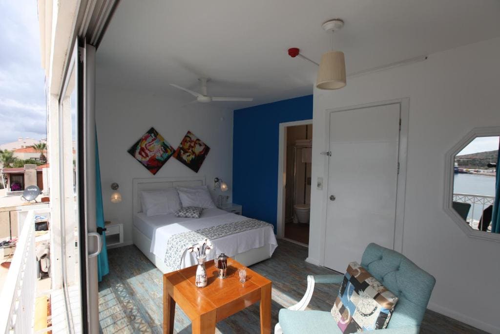 King Room with Sea View room - Image 1