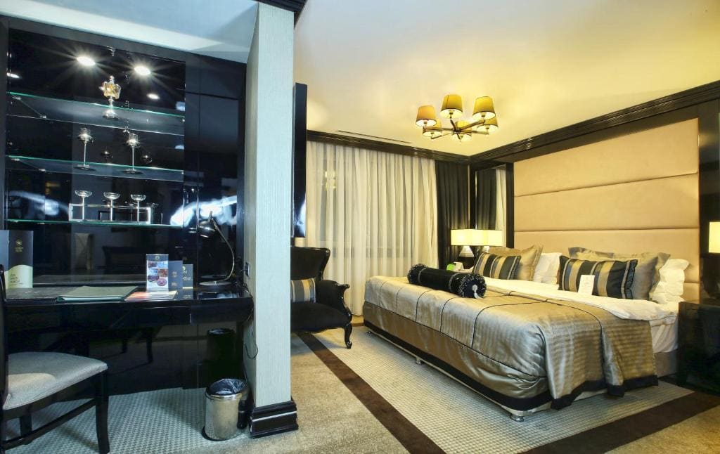 Deluxe Double or Twin Room room - Image 1