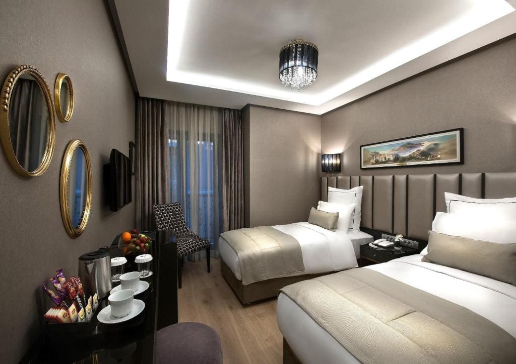 Deluxe Double or Twin Room room - Image 1