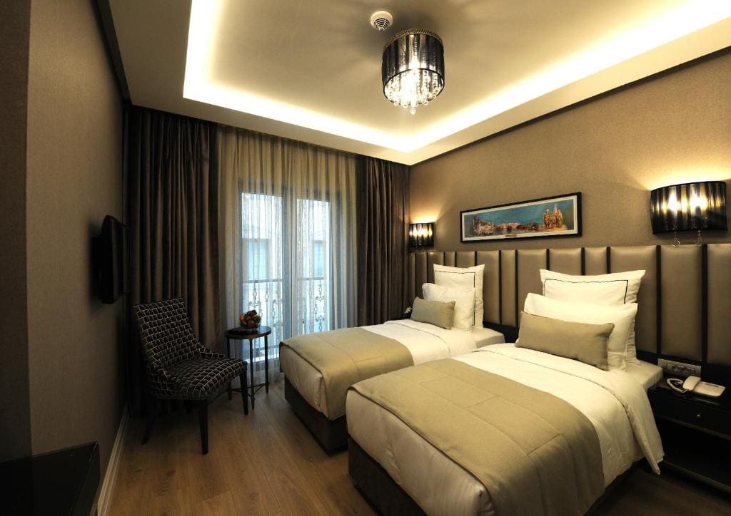 Deluxe Double or Twin Room room - Image 3