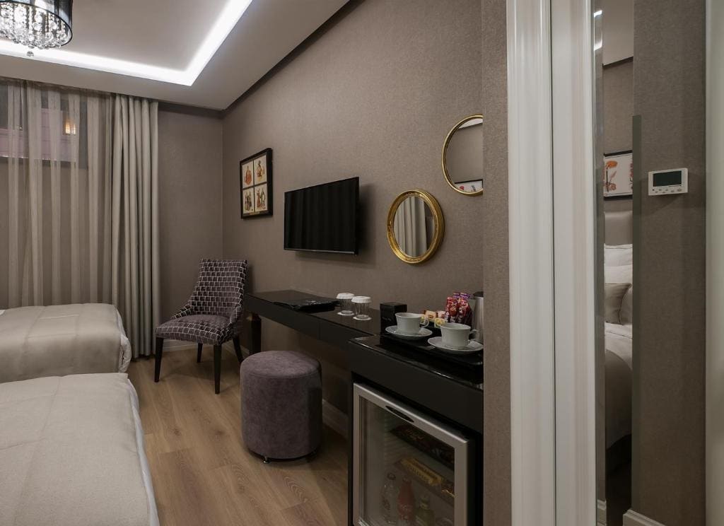 Standard Double or Twin Room room - Image 3