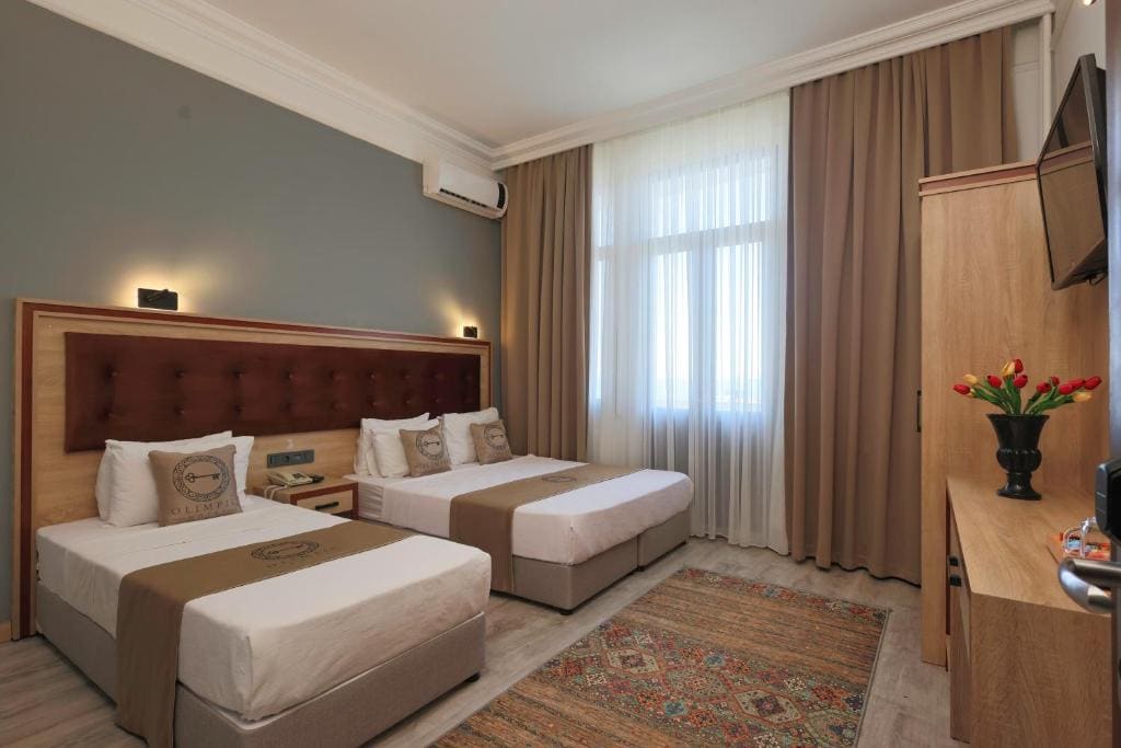 Triple Room with Balcony room - Image 3