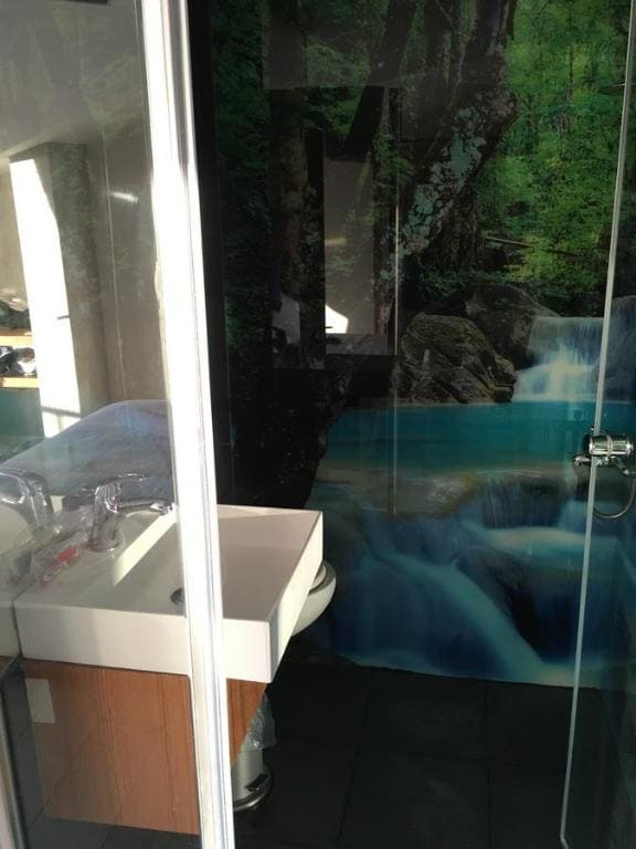 Deluxe Double Room with Balcony room - Image 2