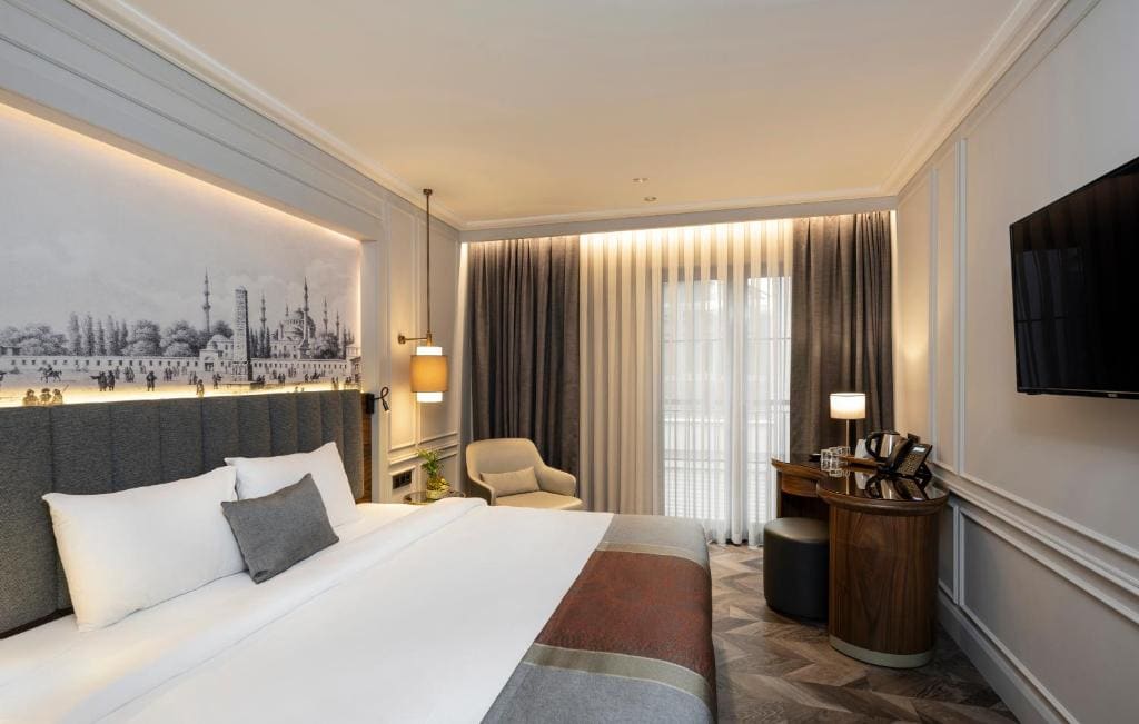 Deluxe Double or Twin Room room - Image 2