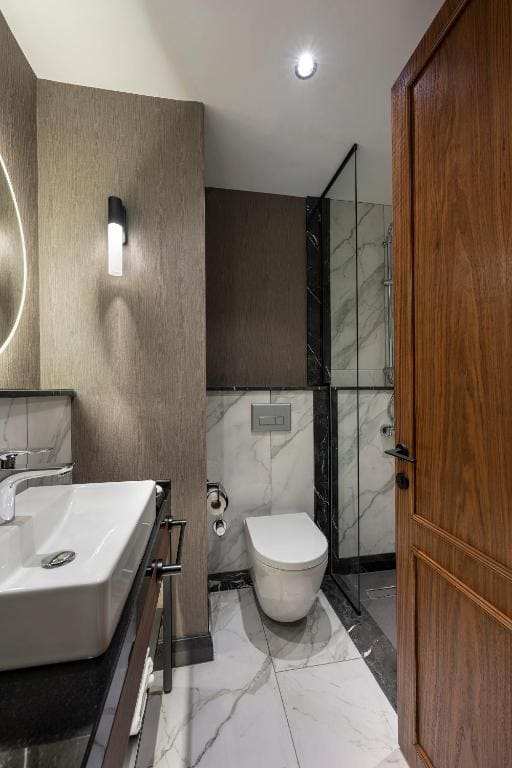 Double Room with Balcony room - Image 3