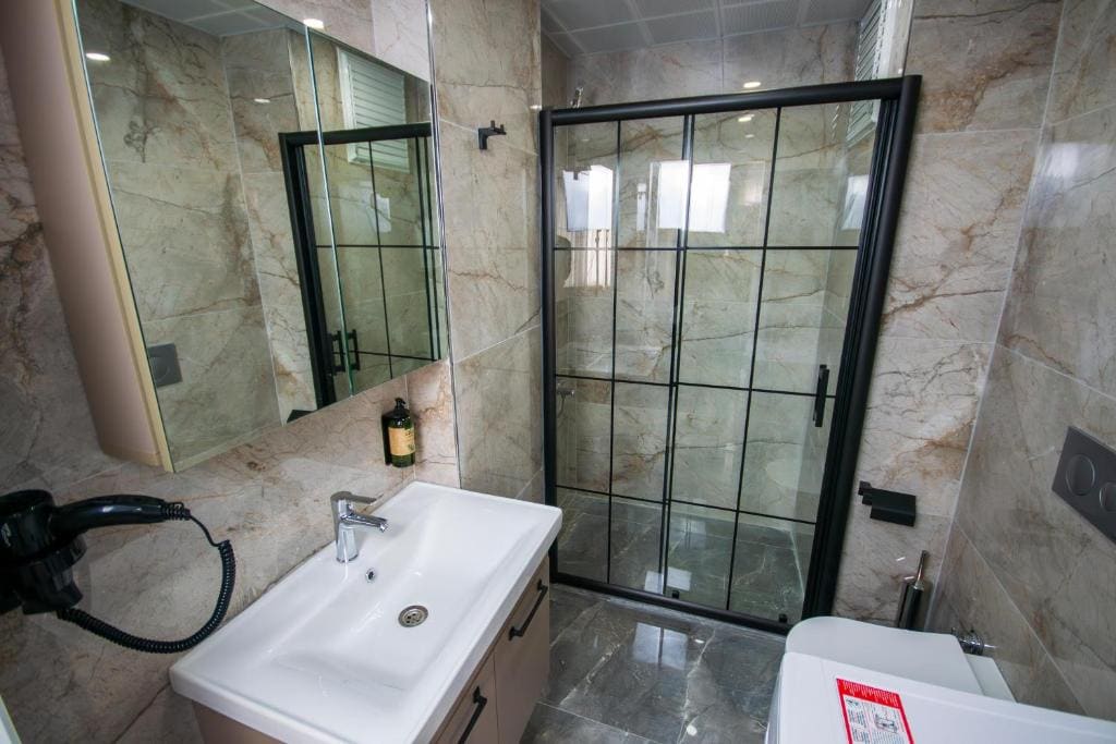 Two-Bedroom Superior Apartment room - Image 3