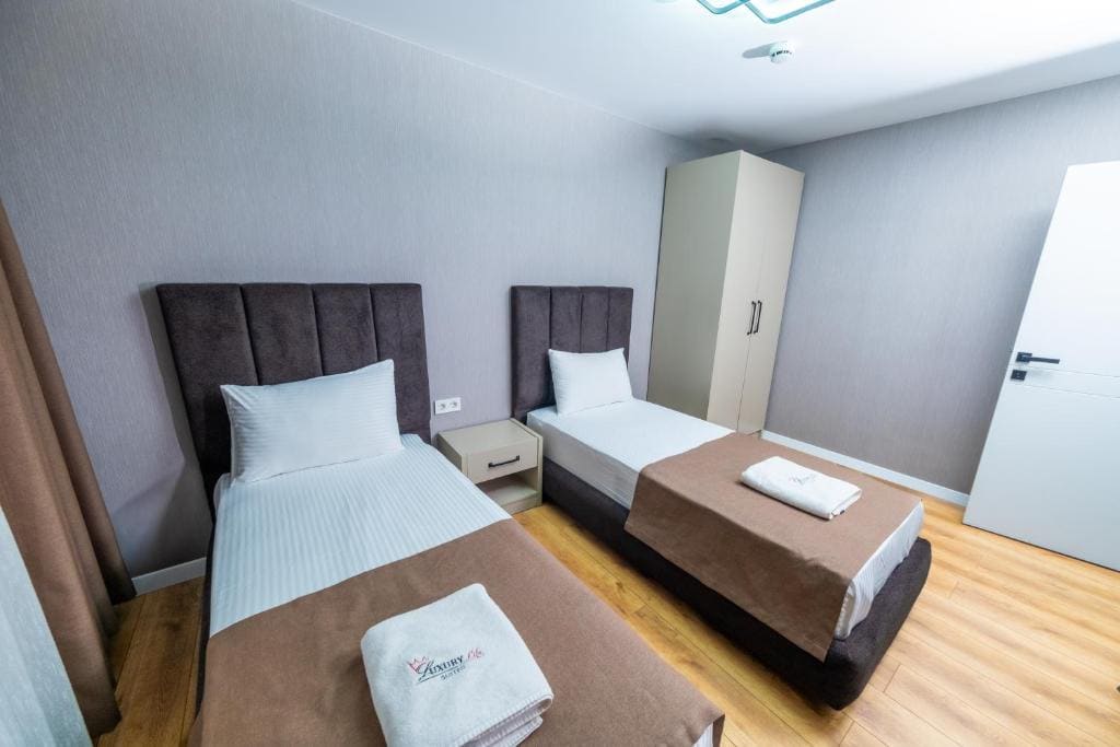 Two-Bedroom Superior Apartment room - Image 1