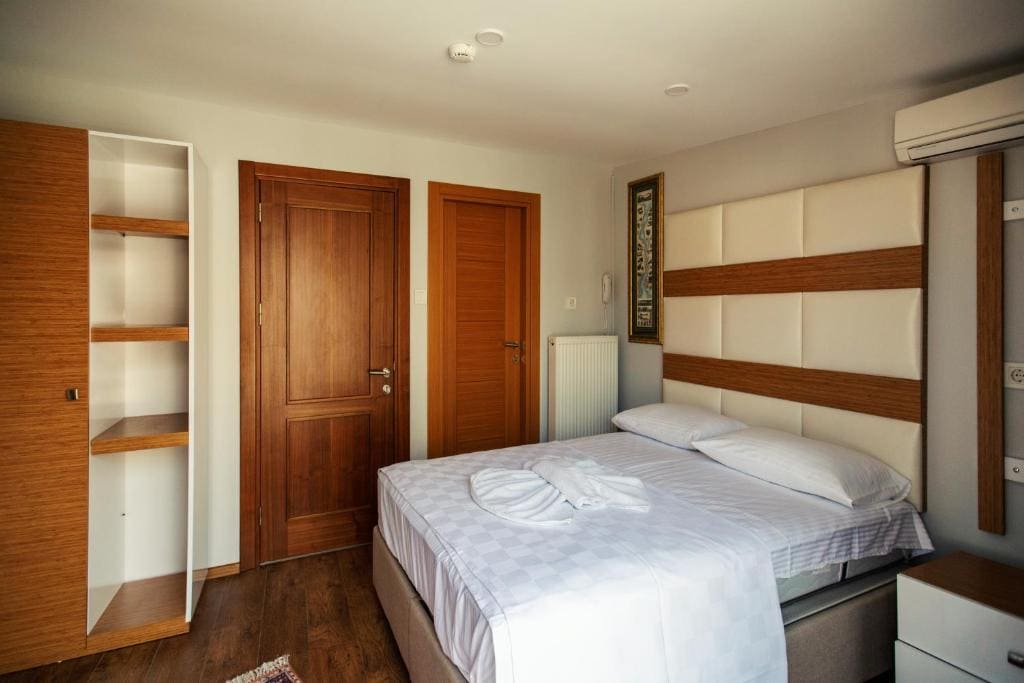 King Room with Sea View room - Image 2