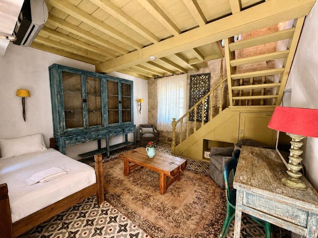 Executive Suite room - Image 2