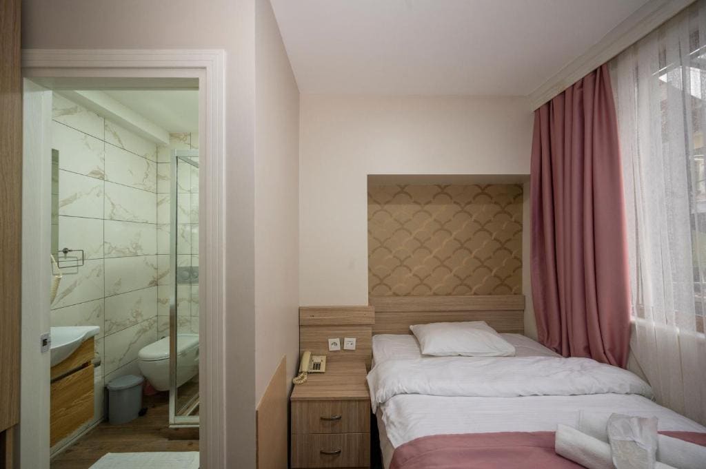 Standard Single Room room - Image 1