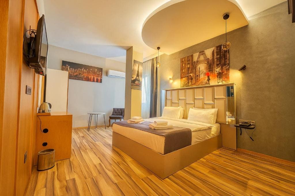 Deluxe Double or Twin Room room - Image 1