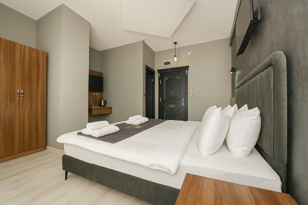 Standard Double Room room - Image 3