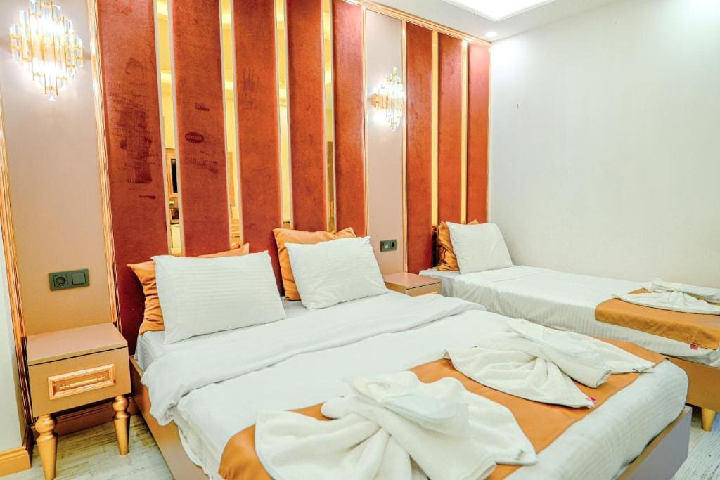 Small Double Room room - Image 2
