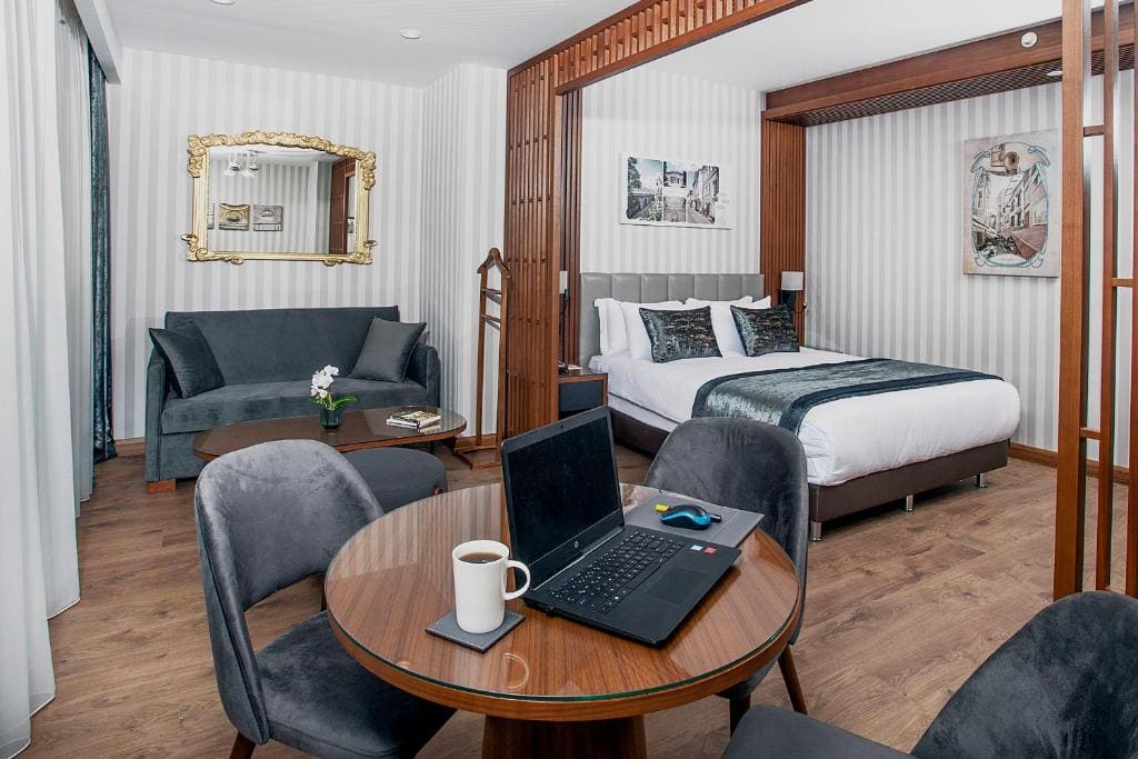 Junior Suite room - Image 3