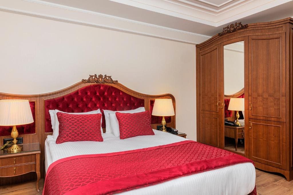Executive Room with Turkish Bath room - Image 2