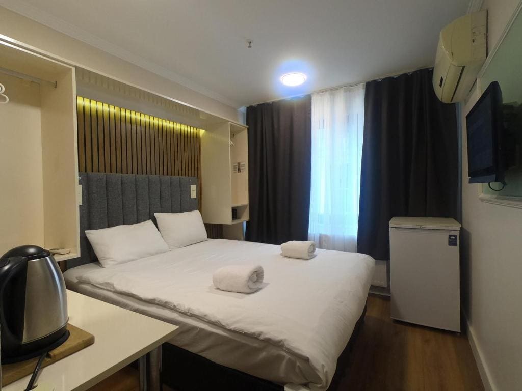 Standard Queen Room room - Image 3